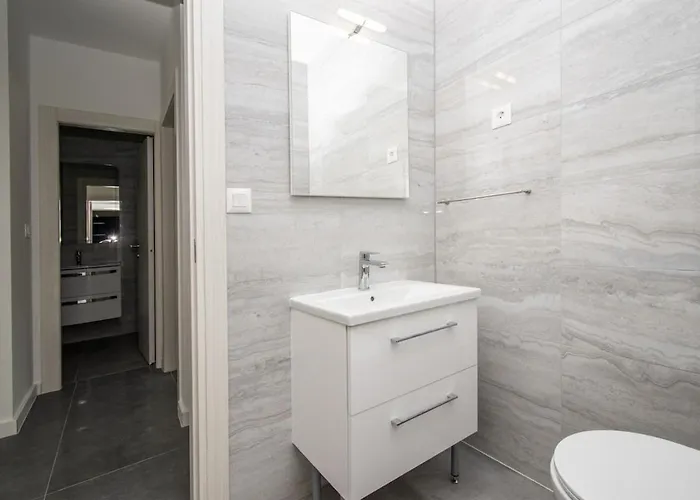 Beautiful And Large 80 M2 With 3 Balconies Apartman *
